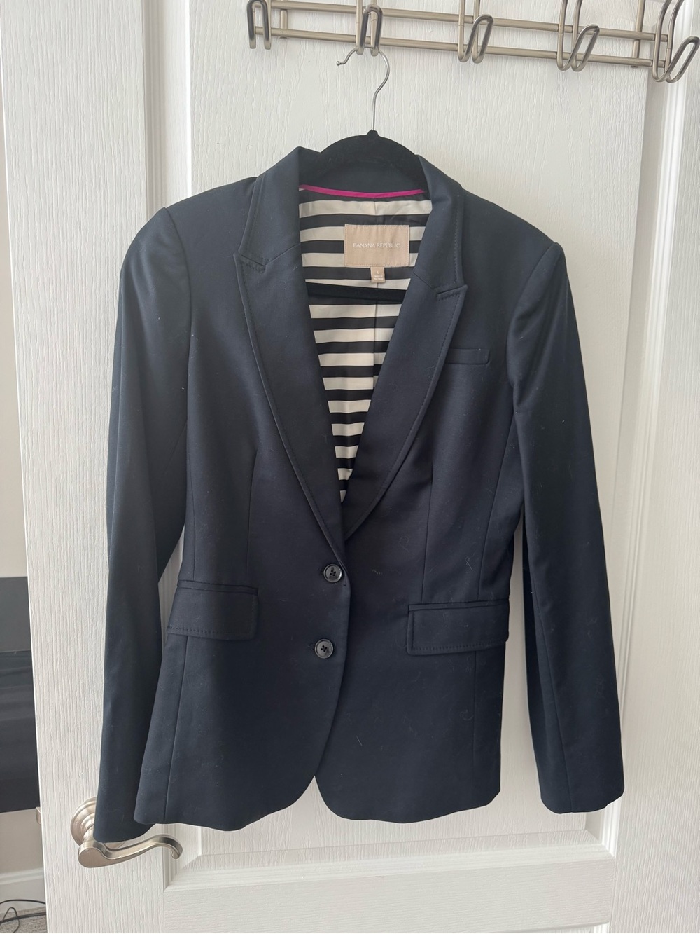 Banana Republic Black Tailored Blazer - Classic Work Jacket
